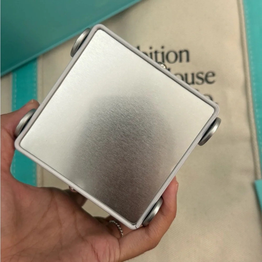 New Tiffany & Co 2022 VIP Mooncake Festival Gift Set Metal Train Rare Collective - Picture 7 of 8